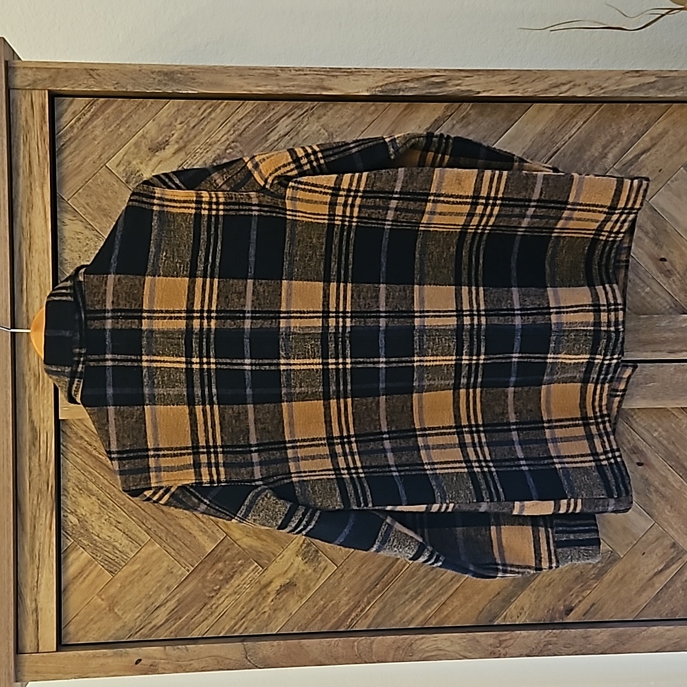 Fall shirt jacket - Picture 2 of 3